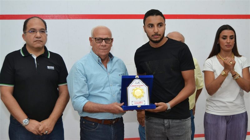 محافظ بورسعيد يشهد