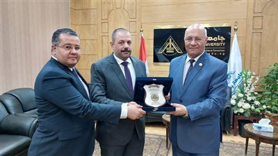 رئيس جامعة بنها يوجه الشكر للمجتمع المدني ورجال الأعمال لدعمهم مشروعات الجامعة 