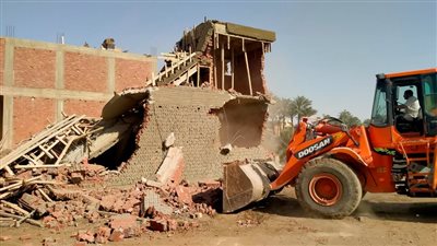 إزالة 2874 مبنى مخالف و514 حالة تعد على مساحة 1687 فدانا بالمحافظات