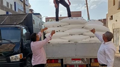 ضبط سيارة محملة بـ15 طن سماد مدعم بطريق أسيوط الزراعي