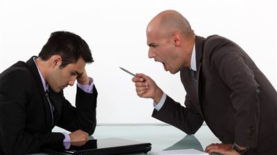 صدور تقريرين بمرتبة أقل من فوق المتوسط.. حالات إنهاء خدمة الموظفين بالوظائف القيادية