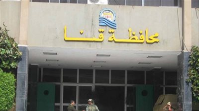 نقص أدوية التأمين الصحي في قنا يهدد أصحاب الأمراض المزمنة بالموت.. والجمعيات الخيرية طوق النجاة