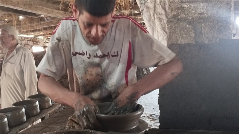 صناعة الأواني الفخارية