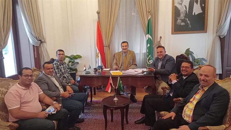 لجنة تلقي طلبات المرشحين