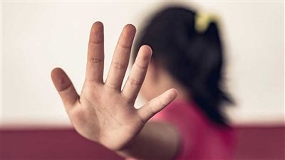 أسرة طفلة تتهم جارهم بالتعدي عليها جنسيا في المنوفية