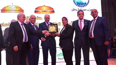 بحضور وزيرا التعليم.. حزب مستقبل وطن بالجيزة يكرم النائب حسام المندوه | صور 