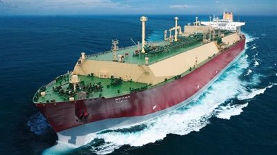 ناقلات البترول القطرية تكثف مرورها من قناة السويس خلال الفترة المقبلة 