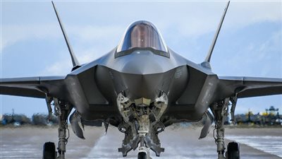 التشيك تشتري 24 طائرة إف-35 من الولايات المتحدة