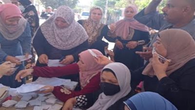 طبيعة عملها وشروط الاختيار.. كل ما تريد معرفته عن الرائدة الريفية في وزارة التضامن