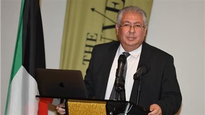 سفير مصر بالكويت: لجنة فنية لوضع الضوابط المنظمة لإجراءات اعتماد عقود العمل