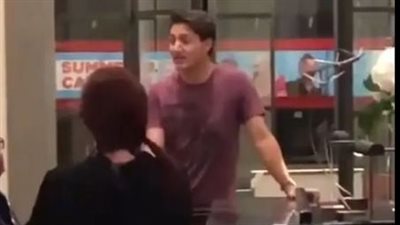 أغنية تضع رئيس الوزراء الكندي في مأزق.. ما علاقة ملكة بريطانيا| فيديو