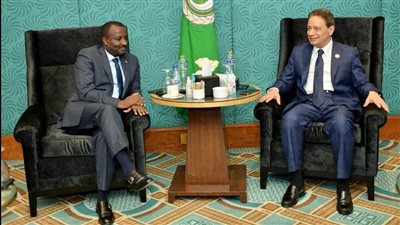 رئيس المجلس الأعلى لتنظيم الإعلام يلتقي وزير الثقافة والشباب والرياضة بموريتانيا 