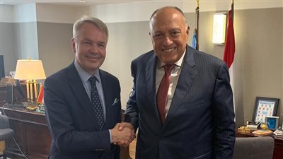 سامح شكري يبحث مع وزير خارجية فنلندا سبل تعزيز التعاون الثنائي