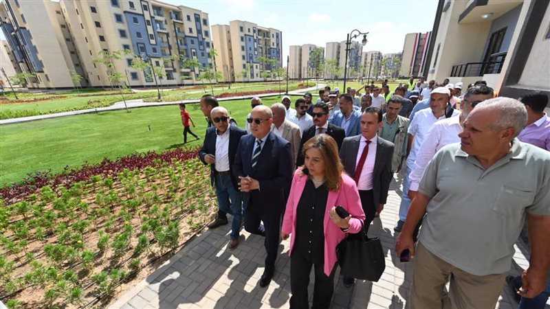جولة وزير الإسكان