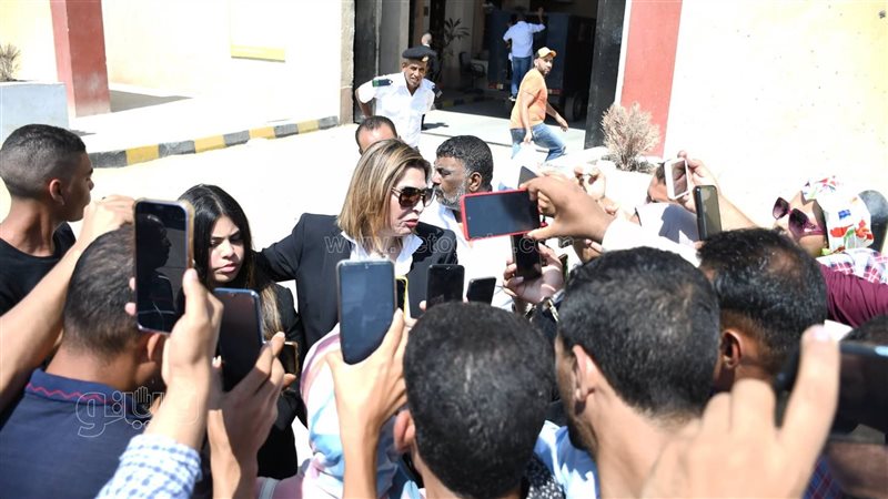 زوجة وابنه وائل الابراشي