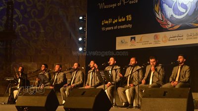 في ليلة إنشاد ساحرة.. إبداعات مصرية وأردنية وكندية على مسرح سور القاهرة|فيديو