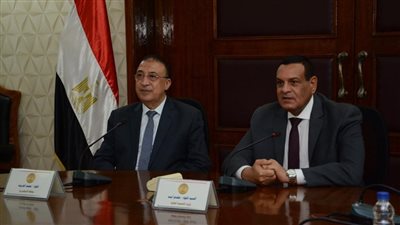 توقيع عقود المنظومة الجديدة للمخلفات في الإسكندرية