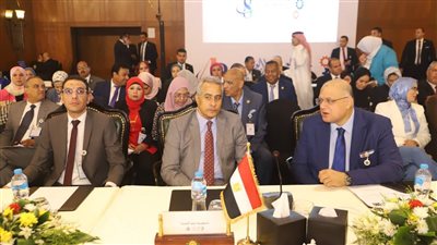 مؤتمر العمل العربي يختتم أعماله.. يوصي بالتحول نحو 