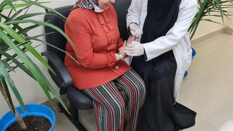 قافلة طبية بمركز