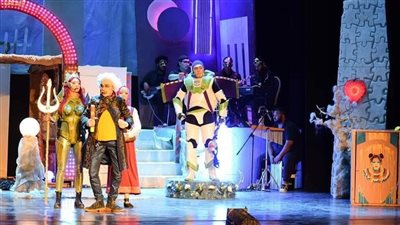  العرض المسرحي الغنائي 