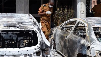 يعيشون على أوراق الشجر.. حصار إرهابي يهدد 30 ألف شخص ببوركينا فاسو