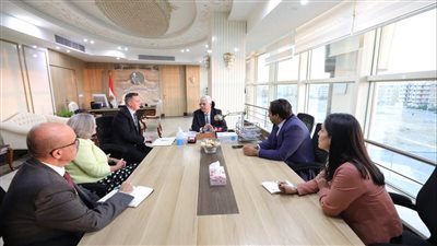 وزير التعليم العالي يبحث مع وفد جامعة ساوثهامبتون البريطانية سبل التعاون الأكاديمي