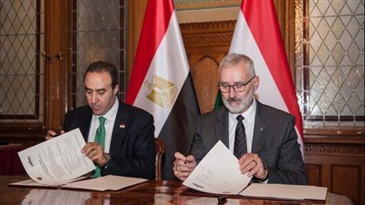 أمين عام مجلس النواب يوقع بروتوكول تعاون مع نظيره المجري