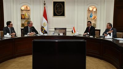 مساعد وزير الإسكان يبحث مع سفير السويد سبل دعم التنمية العمرانية المستدامة