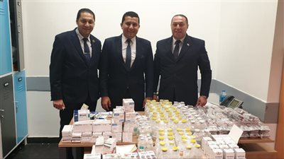 ضبط أدوية بملايين الجنيهات بحوزة راكبة بمطار القاهرة 