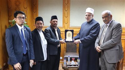 وكيل الأزهر يبحث مع أمين اتحاد المدارس الإسلامية بتايلاند سبل التعاون المشترك