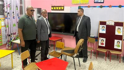 وكيل تعليم الدقهلية يتفقد استعدادات مدارس إدارة غرب المنصورة | صور 