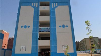 محافظ أسيوط يوافق على فتح 64 قاعة جديدة بمدارس اللغات والخاصة لاستيعاب المتقدمين لـ