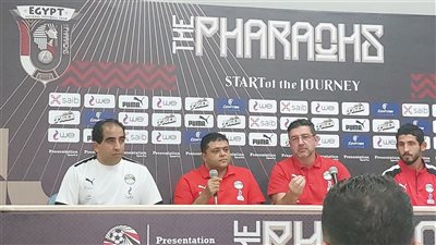 روي فيتوريا: لا أعرف من المسؤول عن أزمة الزمالك.. ومعجب بمحمد عواد 