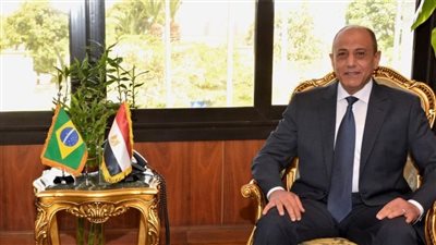 وزير الطيران: حريصون على إتاحة خدمات الشحن الجوي لنقل الصادرات للأسواق الخارجية