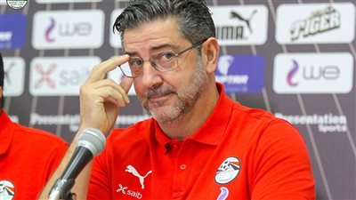 أبرز تصريحات فيتوريا قبل مواجهة النيجر: كنت سأستدعي 7 أو 8 لاعبين من الزمالك.. ومعجب بأداء محمد عواد.. وأعد الجماهير بالتأهل لكأس العالم