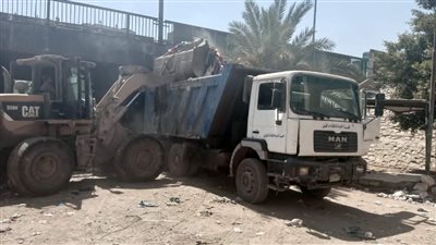 رفع 150 حاجزًا حديديًا و114 طن قمامة بالهرم