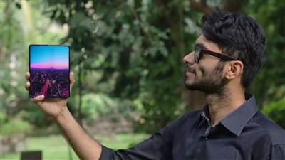 سامسونج تطور نظاما مزدوجا للكاميرا الخفية لتعزيز الأمان