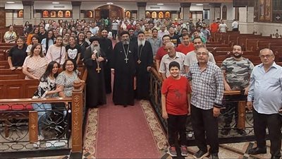 الأنبا مارتيروس يترأس لقاء الشباب بكنيسة مار جرجس بشرق السكة الحديد