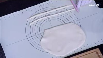 بدلا من الشراء.. تعرفي على طريقة عمل الباتون ساليه في البيت|فيديو 