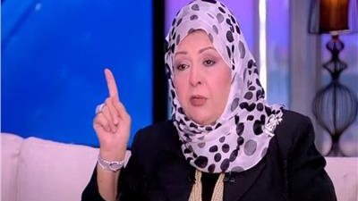 عفاف شعيب: صمت 3 سنين علشان أكفر عن ذنب الإجهاض.. والحجاب عصمني من الغلط