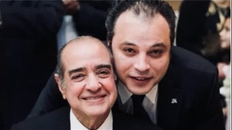 تامر عبد المنعم برفقة
