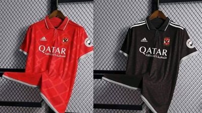 عمرو أديب: مش بالع أشوف الأهلي بتيشيرت رعاية الخطوط القطرية.. وفيه مشكلة في المونديال