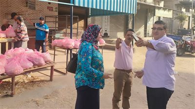 التحفظ على نصف طن دقيق بلدي وتحرير محاضر مخالفات بمخابز في الدقهلية