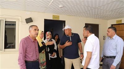 محافظ الوادي الجديد يتفقد بيوت الطلاب بالخارجة
