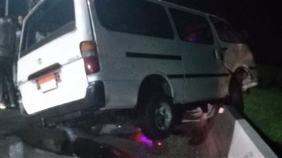 المباحث تستمع لأقوال مصابي حادث انقلاب ميكروباص بدهشور