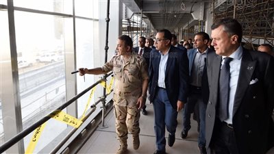  رئيس الوزراء يتابع تفاصيل الأعمال الجاري تنفيذها لتطوير محيط المتحف