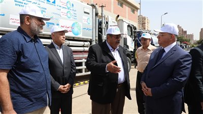 محافظ القاهرة يتفقد محطة رفع الصرف الصحي بعين شمس