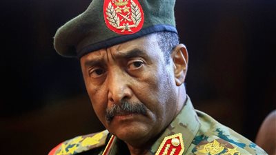 البرهان يؤكد لـ جوتيريش انسحاب الجيش من العملية السياسية