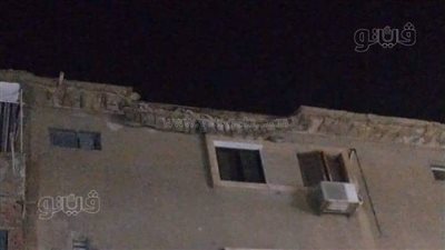 سقوط أجزاء من عمارة سكنية وسط السنطة يهدد بكارثة.. ومطالب لمسئولي الغربية بالتدخل