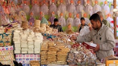 الجيزة تمنع إقامة شوادر حلوى المولد في الشوارع